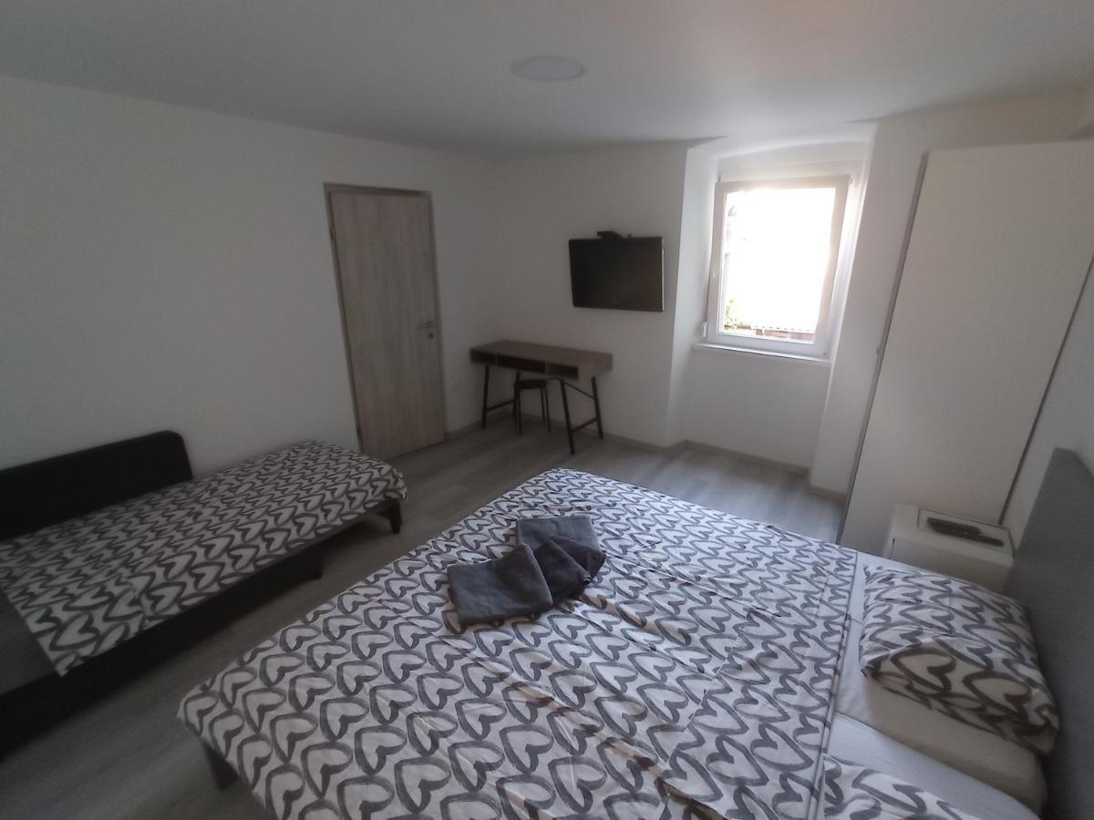 Apartmaja Eva&Pia Копер Екстериор снимка